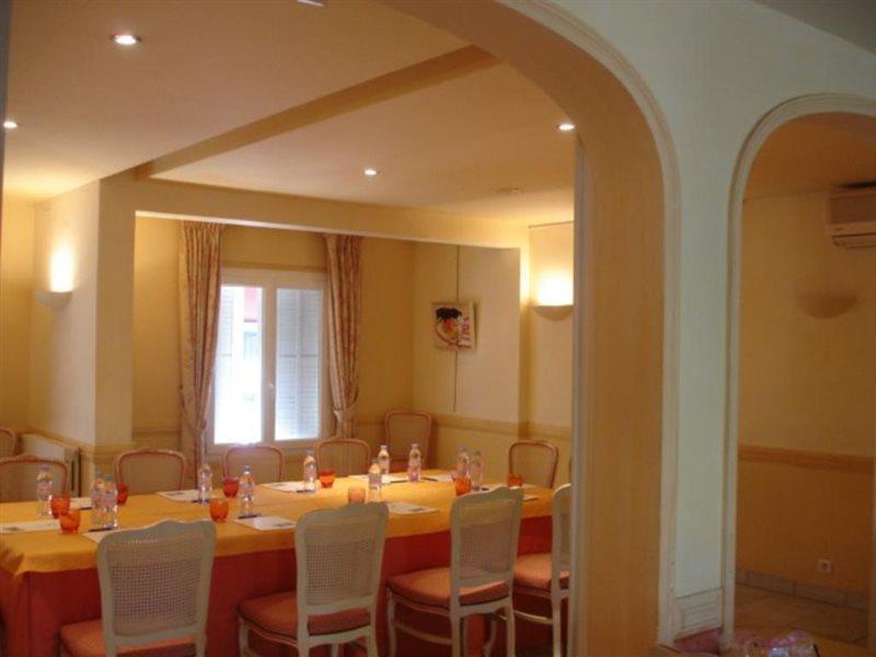 Hotel Mireille Arles Eksteriør bilde